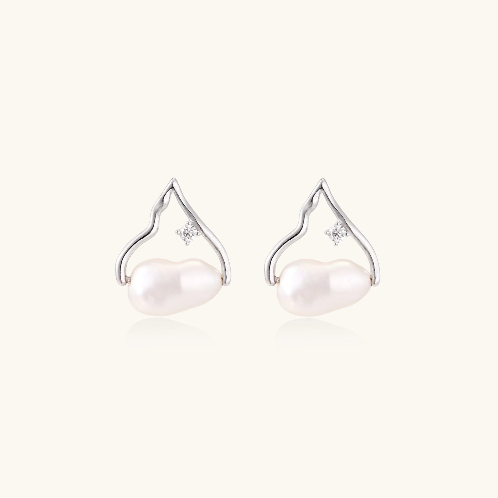 Pearl Teardrop Earrings