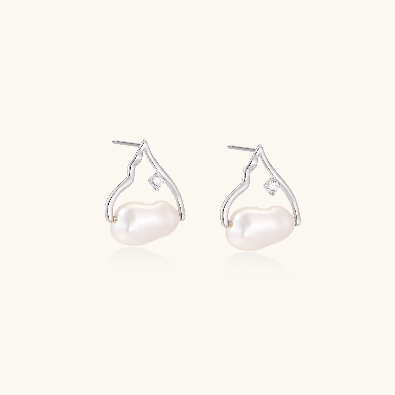 Pearl Teardrop Earrings